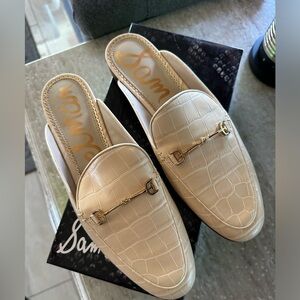 Sam Edelman Linnie Slides in Eggshell Croc Leather Shoes in size 9.5M - NEW!